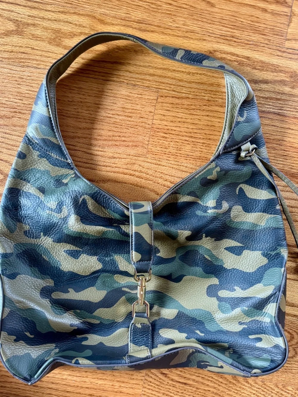 New, never used with no tags Camouflage leather hobo bag slouch bag G.I.L.I.